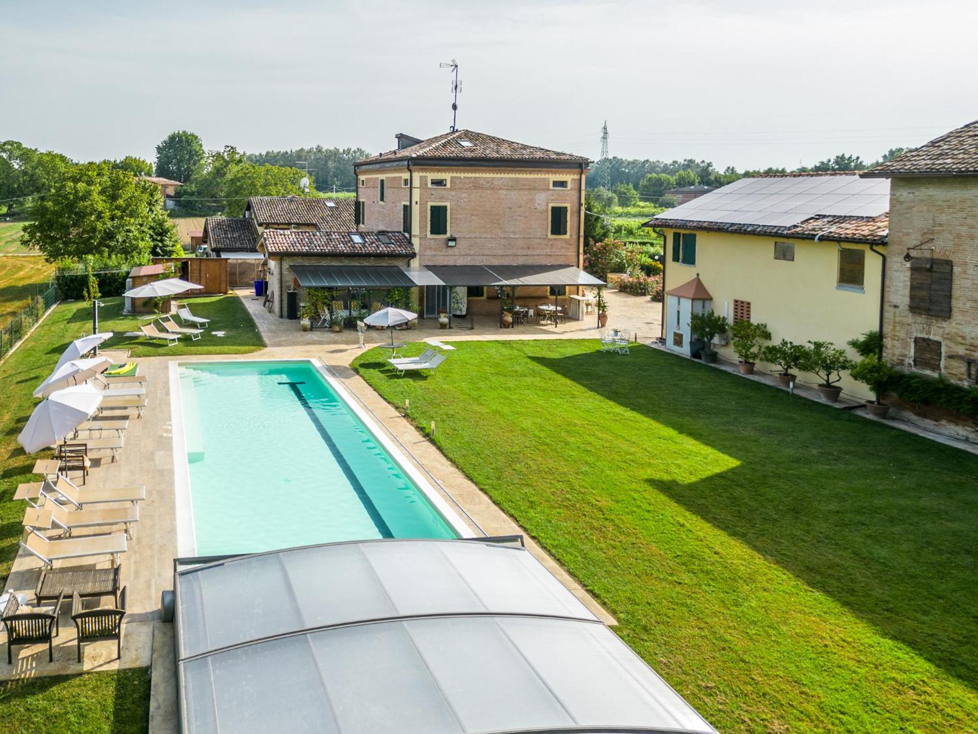 La Casa Di Valeria - Modena Bed & Breakfast Exterior photo